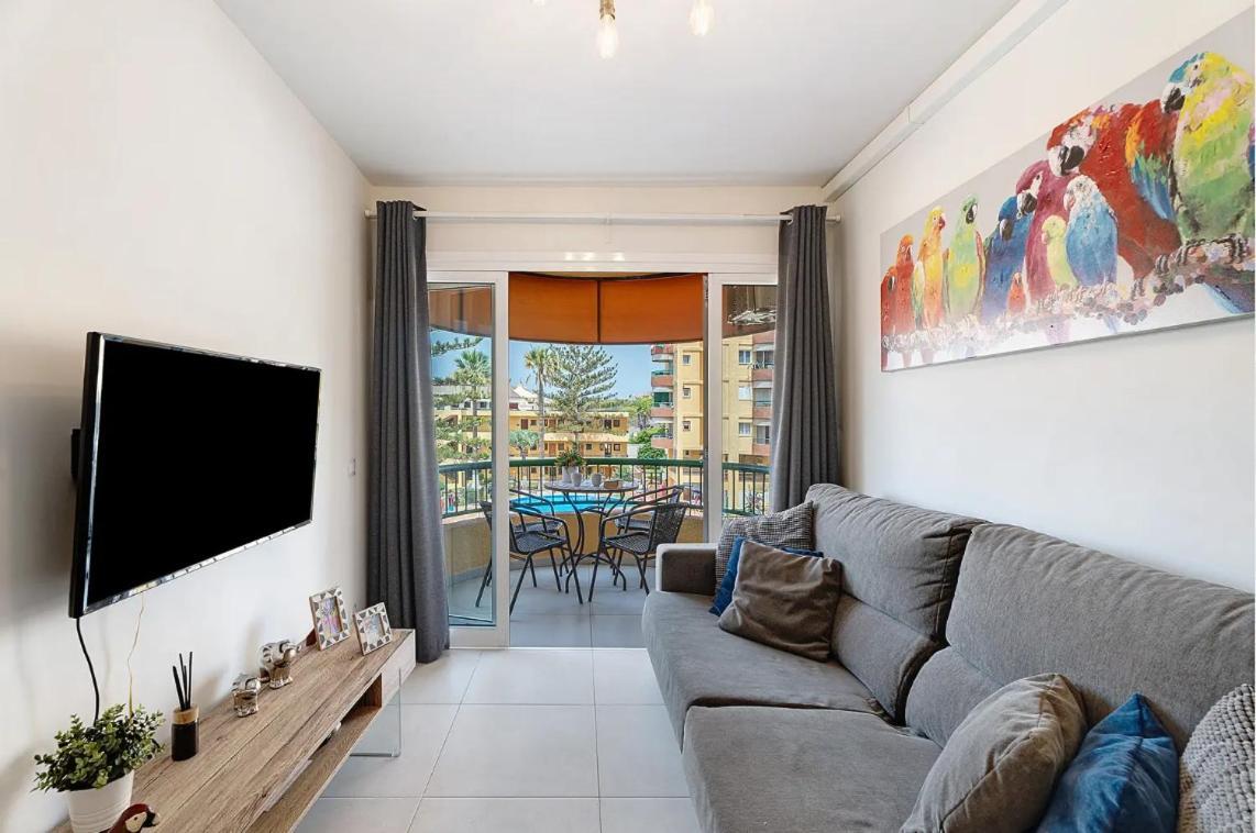 Apartamento De Lujo En Torre Del Sol, Playa De Las Americas Arona  Exterior photo